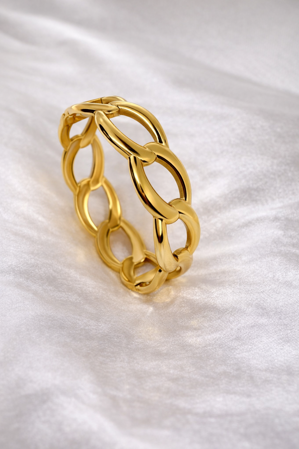 Golden Link Bracelet